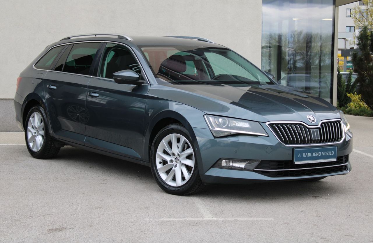 Zunanja slika - Škoda Superb - 1.6 TDI Style Combi 88 kW NAVI TEMPO GRET SED KAM - 3