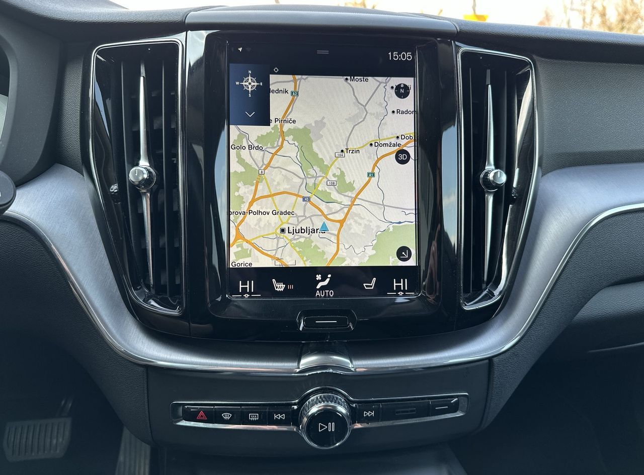 Zunanja slika - Volvo XC60 - B4 D AWD AUT Momentum - 19