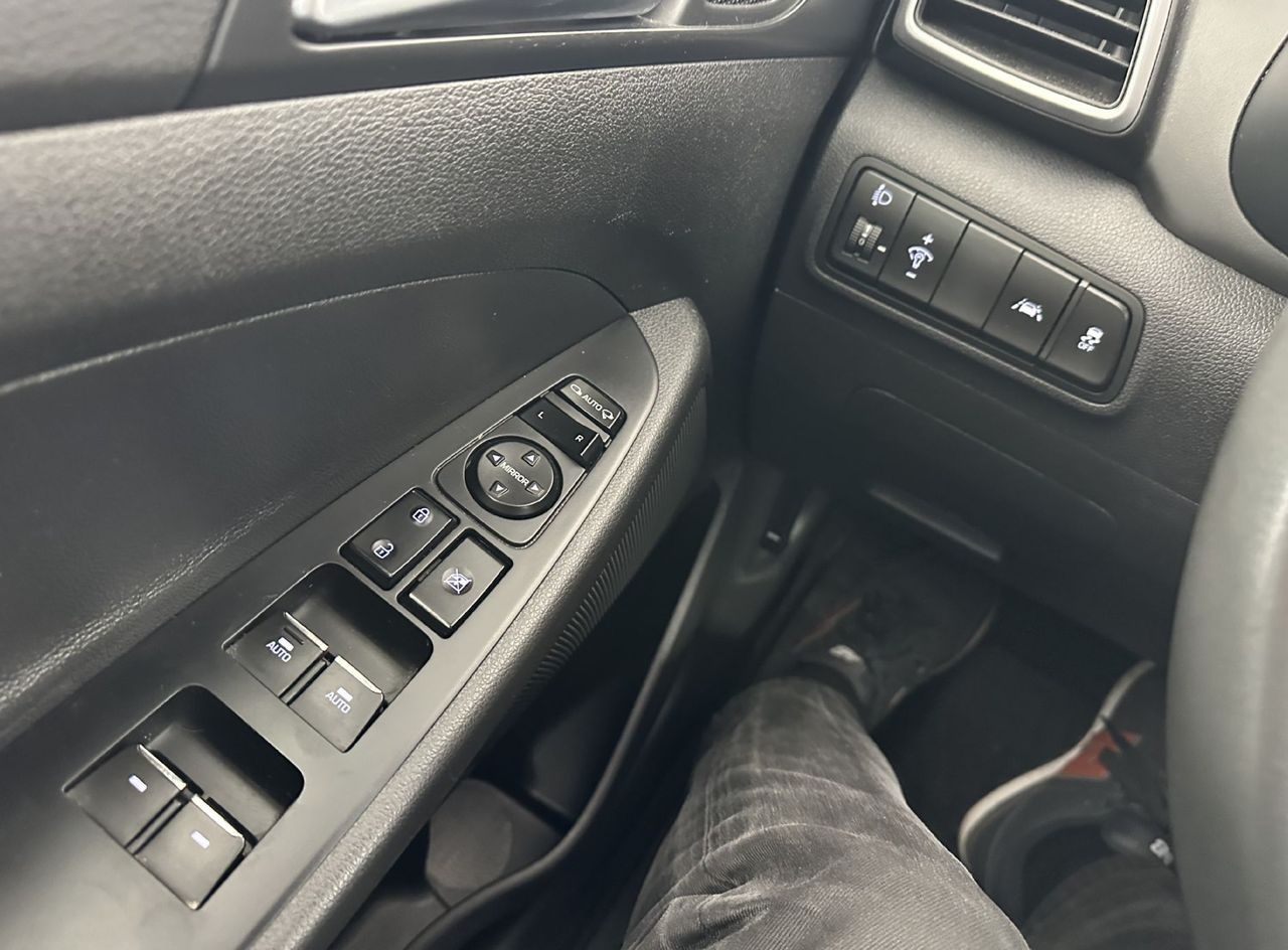 Zunanja slika - Hyundai Tucson - 1.6 CRDI Impression 2WD 100kW.KAMERA.NAVI.ACC.AUT. - 14