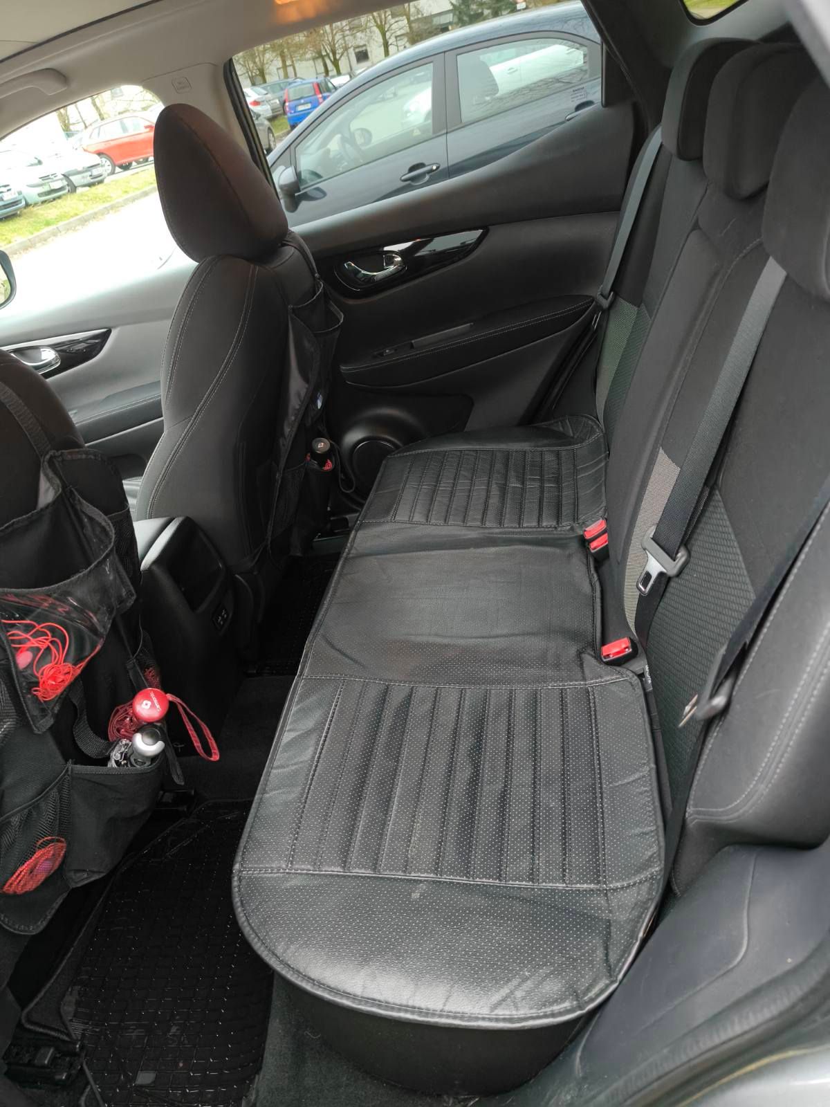 Notranja slika - Nissan Qashqai - Nissan  1.3 DIG-T 160 N-CONNECTA - 8