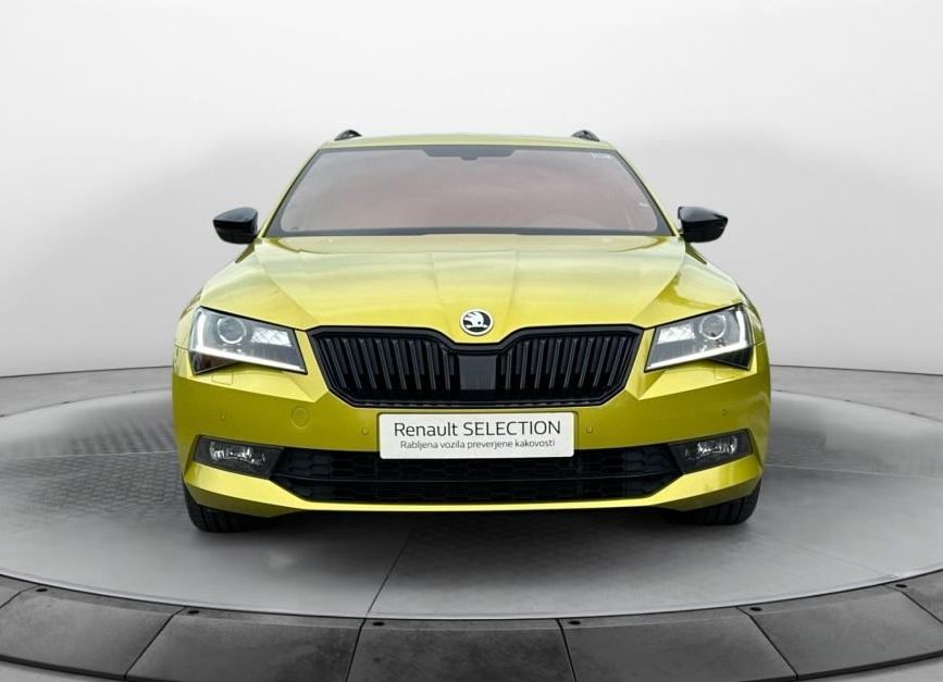 Zunanja slika - Škoda Superb - 2.0 TDI Sportline Combi DSG 140 kW - 4