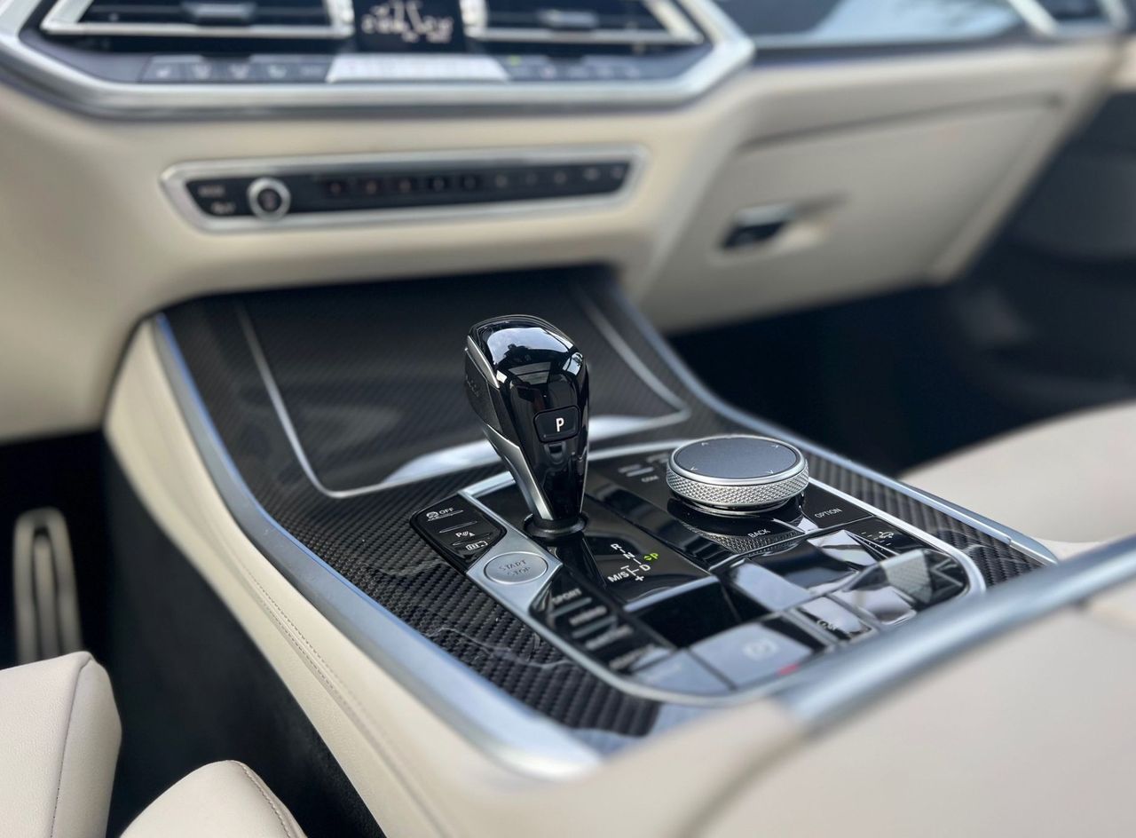 Zunanja slika - BMW X5 - serija : xDrive45e M SPORT LASER ACC PANO HEADuP ALU22 - 17