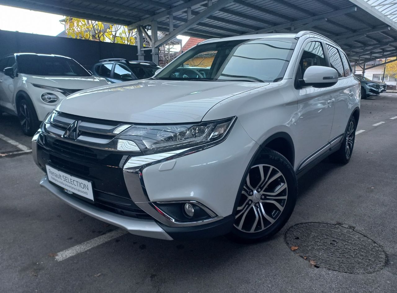Zunanja slika - Mitsubishi Outlander - 2.2 DI-D 4WD INTENSE+ 7 sed. - 2