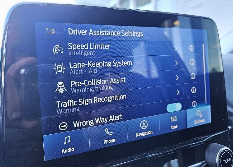 Zunanja slika - Ford Puma - Titanium 1.0 EcoBoost 92kW mHEV SLO 1.lastnik - 7