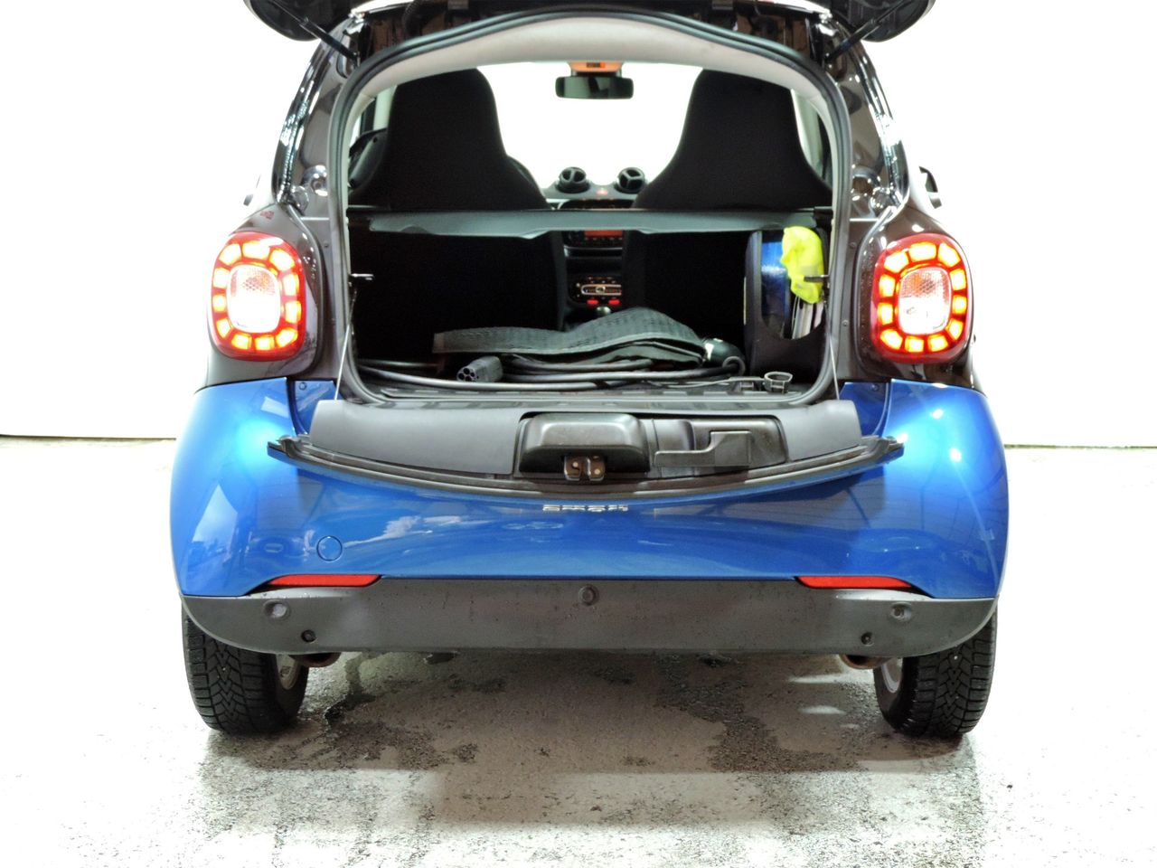 Zunanja slika - Smart Smart fortwo - 60 kW 82 KM electric drive - 14