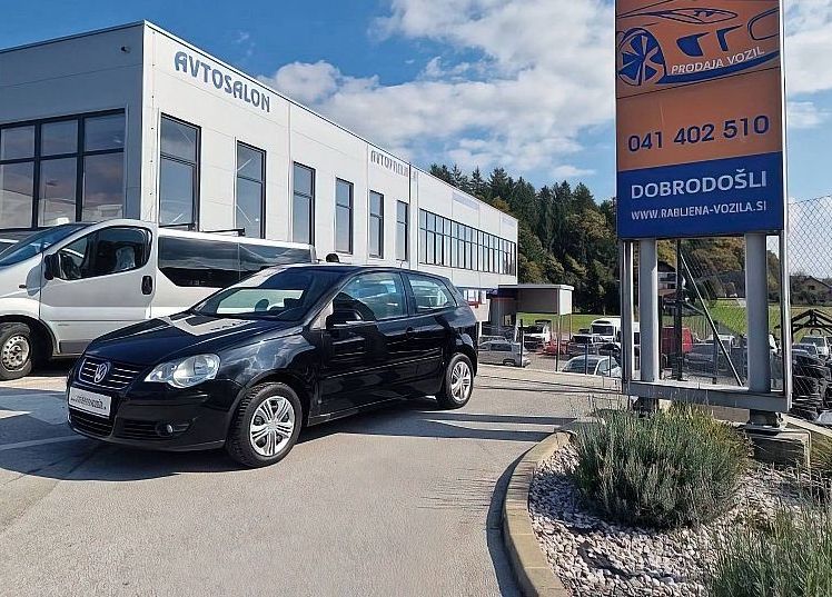Zunanja slika - VW Polo - 1.4 55KW AVTOMATIK - 1