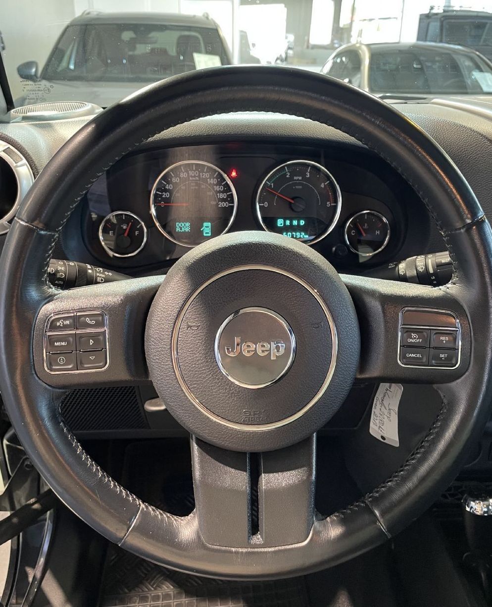 Zunanja slika - Jeep Wrangler - 2.8CRD-AUT-SAHARA-GRETJE SEDEŽEV-USNJE - 12