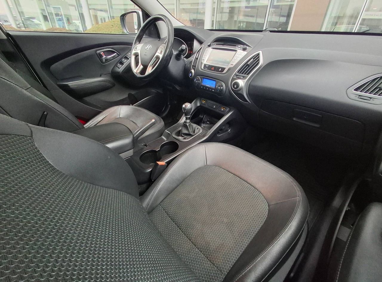 Zunanja slika - Hyundai ix35 - 2.0 CRDI Premium 4WD... - 10