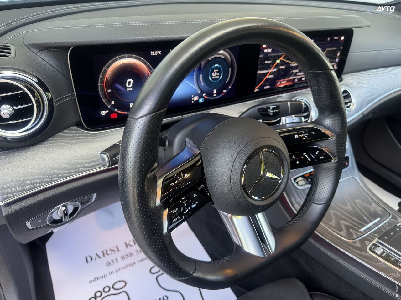 Zunanja slika - Mercedes-Benz E-Razred - E220d AMG WIDE MULTIBEAM WEBASTO PRIKLOP ALU20 - 16
