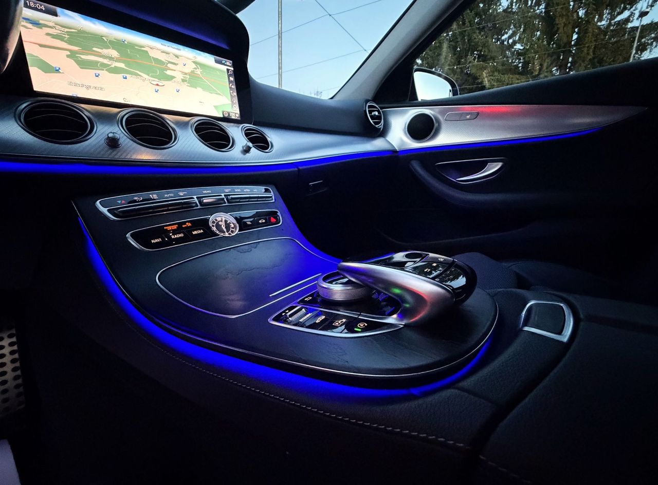 Zunanja slika - Mercedes-Benz E-Razred - E 220 d 4MATIC All-Terrain AIRMATIC WIDESCREEN ACC - 19