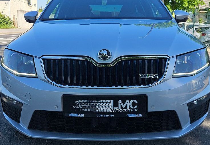 Zunanja slika - Škoda Octavia - RS 2.0 TSI 220ks DSG °PANORAMA° °18-COL° - 2