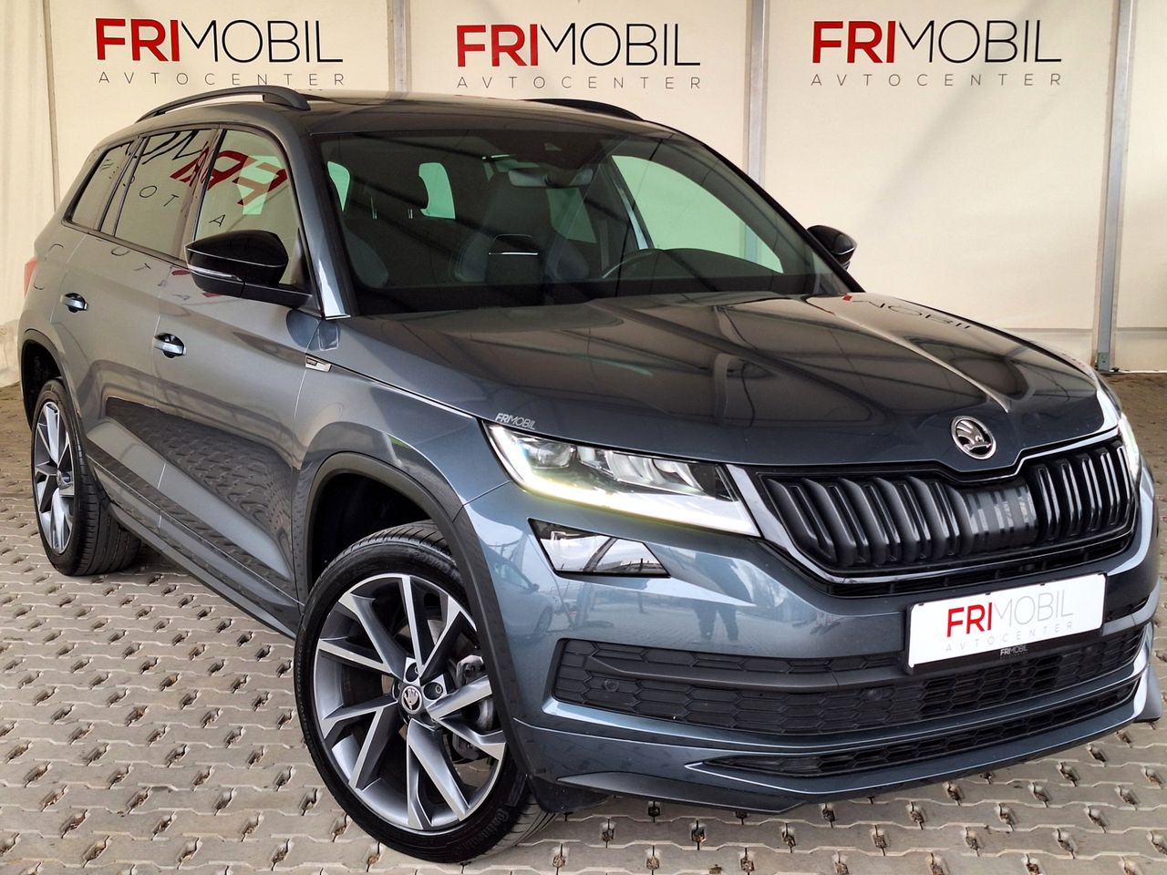Zunanja slika - Škoda Kodiaq - 2.0 TDI 4X4 DSG•VIRTUAL•AMBIENT•PANORAMA - 2