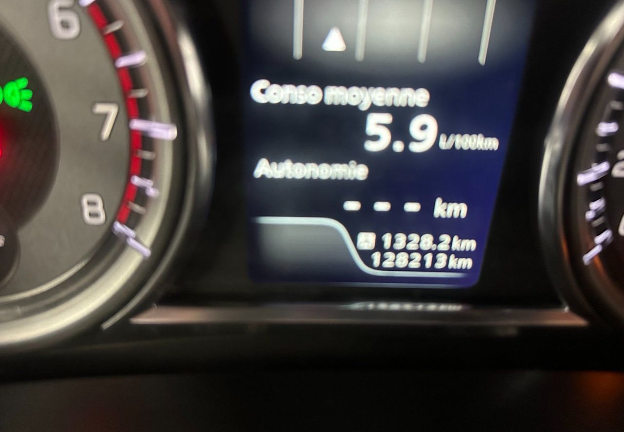Zunanja slika - Suzuki Vitara - 1.4 BOOSTERJET 103KW.NAVI.GRE.SEDEŽEV.128.000 KM - 19