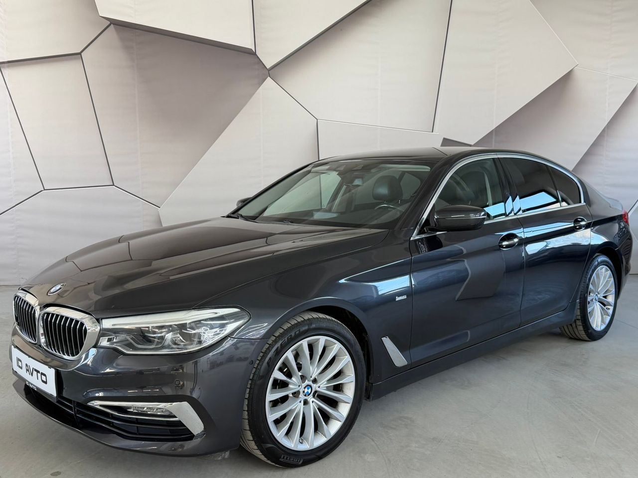 Zunanja slika - BMW Serija 5 - 520d xDrive Avt. - 1