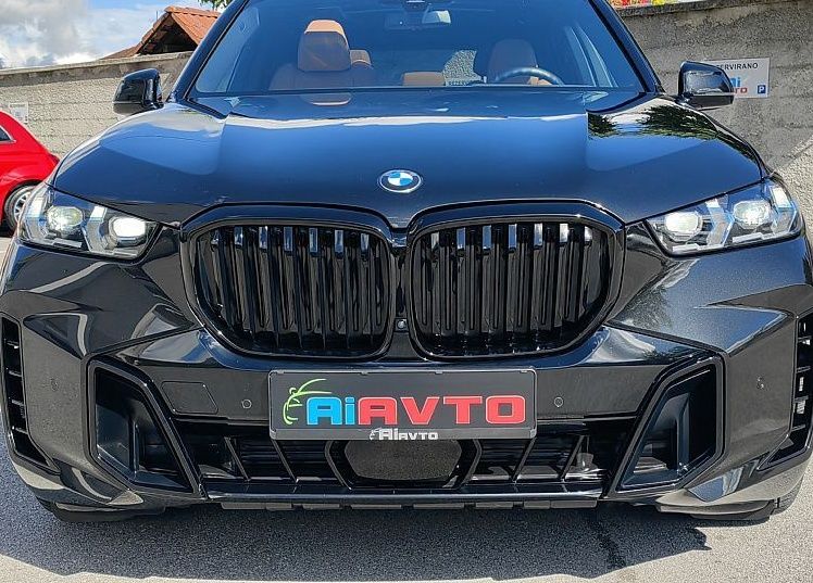 Zunanja slika - BMW X5 - serija : 30d-XD-M-PAKET-ZRAČNO-PANO-SOFT-CL-360KAM-LASER-22 - 4