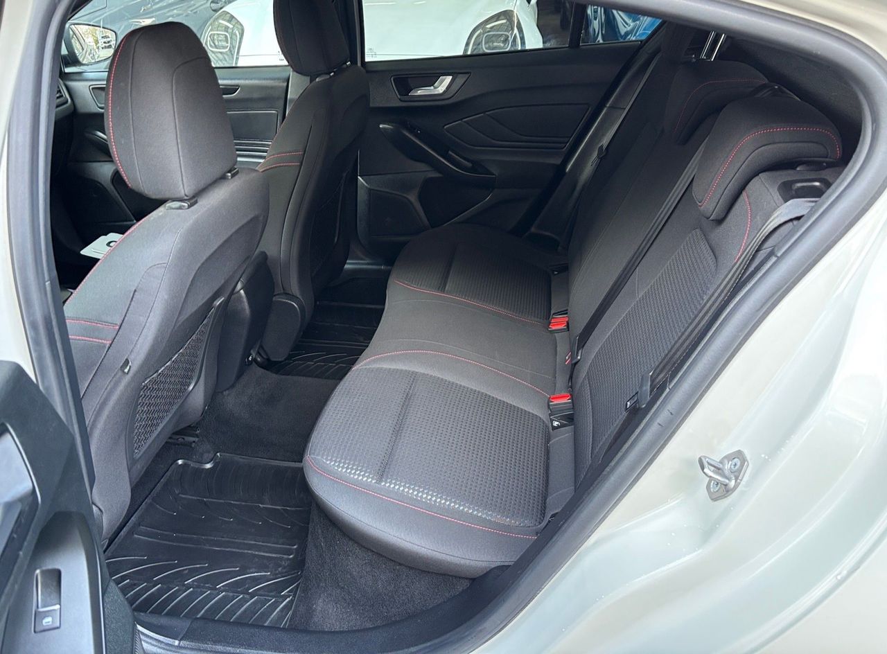 Zunanja slika - Ford Focus - ST-LINE 1.0 EcoBoost 125PS mHEV M6-LED-KAM-DAB - 8