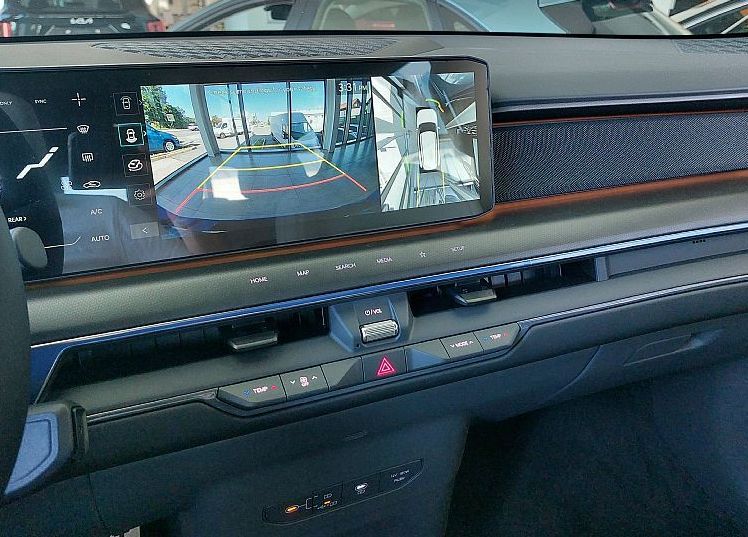 Zunanja slika - KIA EV9 - 99.8 kWh GT-Line Launch 141.5 kW  192KM - 9