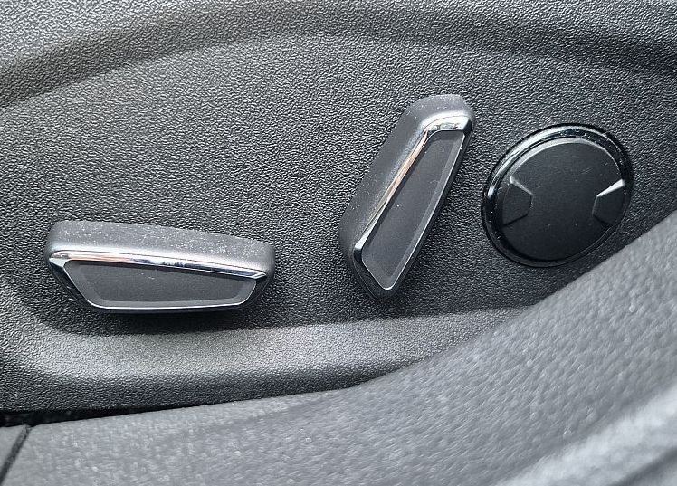 Zunanja slika - Ford Mondeo - 2.0 HYBRID AUT. Titanium °ALKANTARA °ALU 18 °KAM - 10