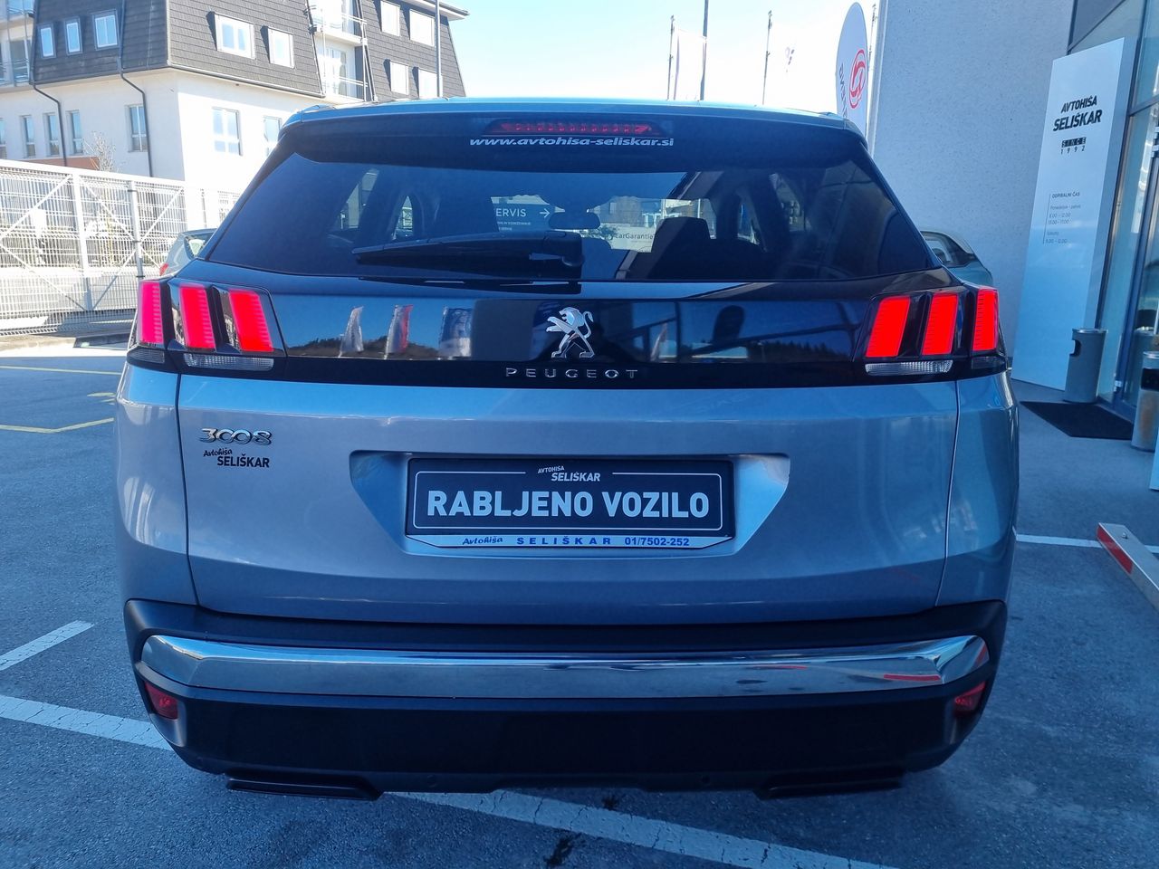 Zunanja slika - Peugeot 3008 - 1.6 BlueHDi 120 - SERVISNA KNJIGA - LEPO OHRANJEN - 20