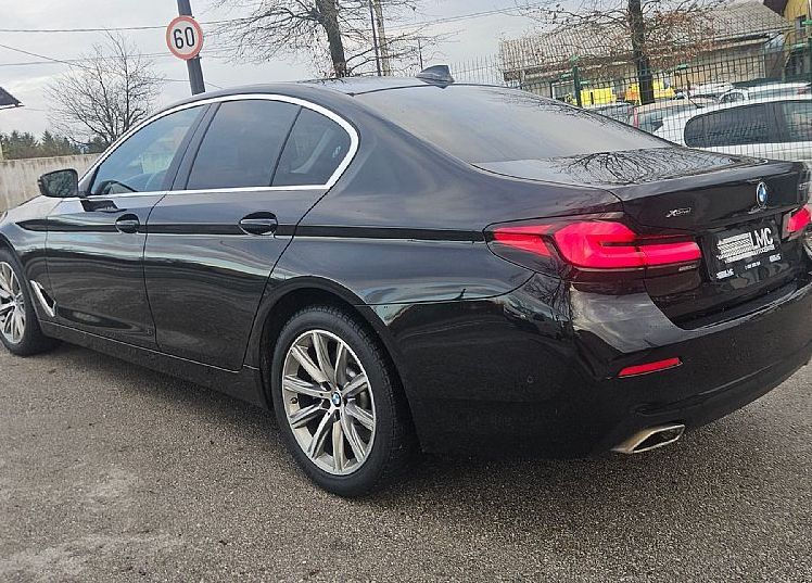 Zunanja slika - BMW Serija 5 - : 520d xDrive 190ks SPORT °18-COL° °VIRTUAL°   366 SNJE° - 5