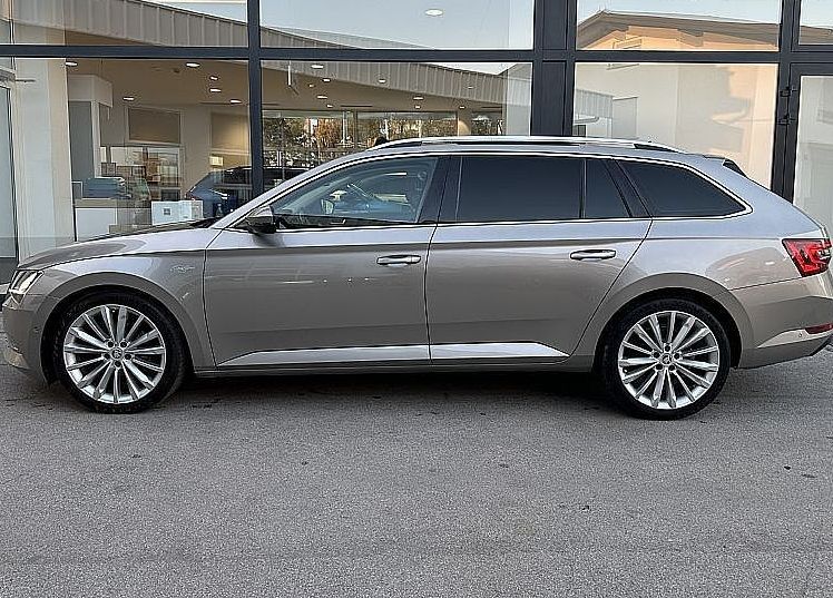 Zunanja slika - Škoda Superb - Combi 2.0 TSI L K DSG - 3