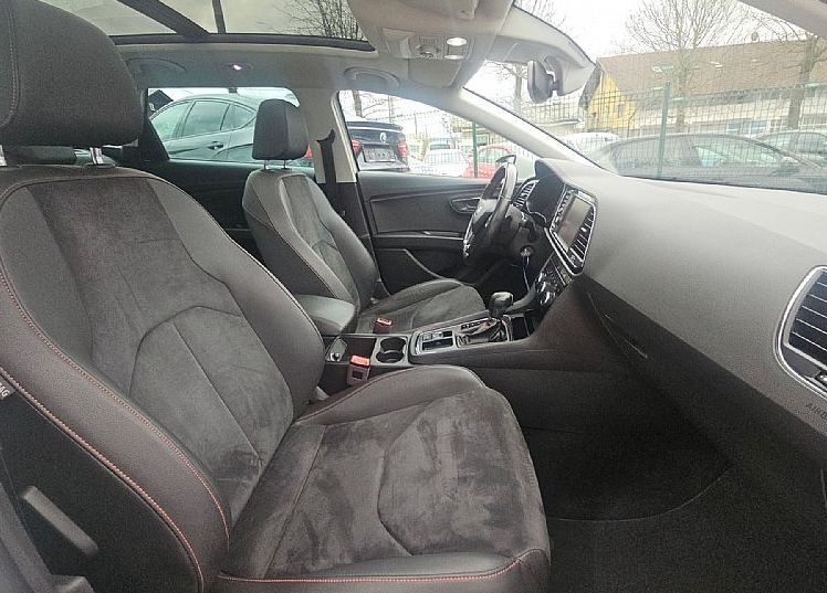 Zunanja slika - Seat Leon - FR 2.0 TDI 150ks °2.LASTNIK° °PANORAMA° °FULL-LED° - 10