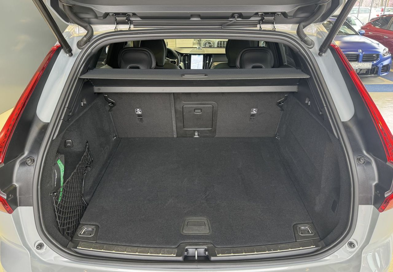 Zunanja slika - Volvo XC60 - ORIGINAL ULTIMATE-KRISTAL-BOWERS WILKINS-PANO-21 - 7