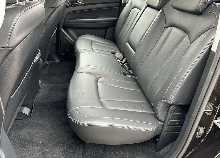 Zunanja slika - SsangYong Musso - Grand 2.2 XDi Ultimate 4WD AT... - 11