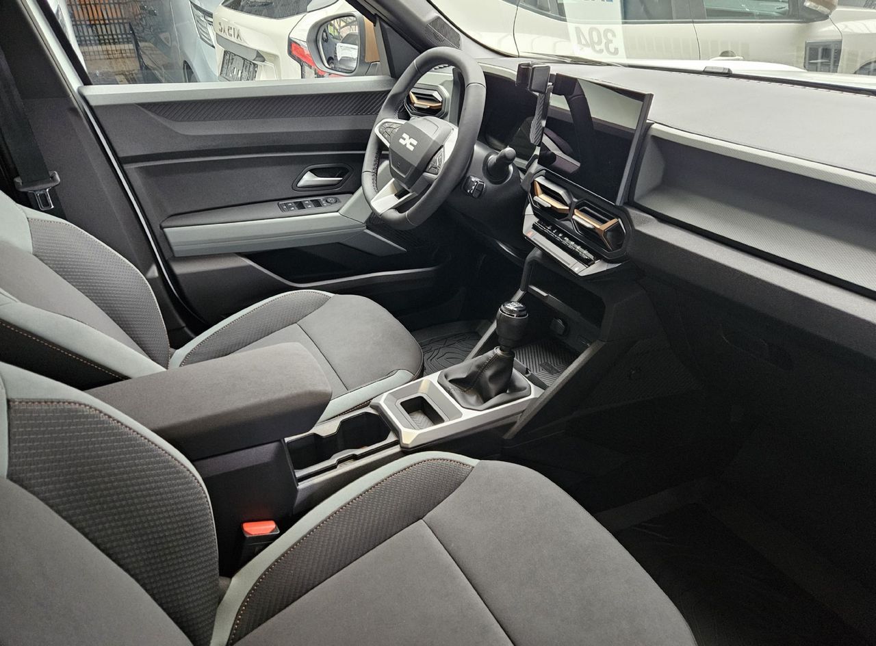 Zunanja slika - Dacia Bigster - mild hybrid-G 140 Extreme - 3