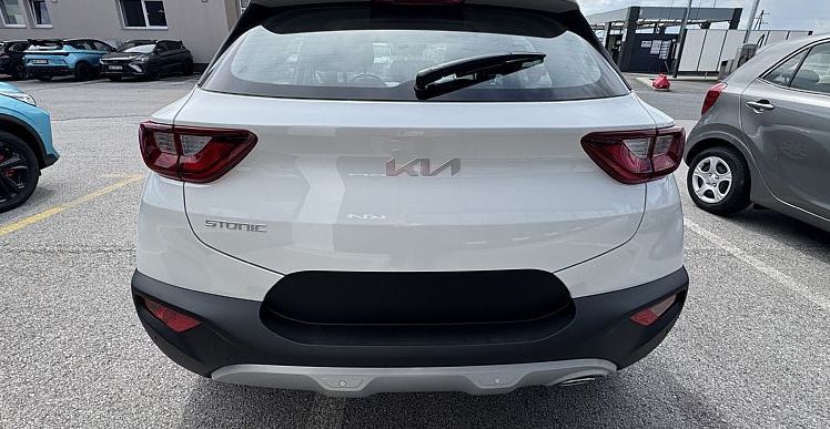 Zunanja slika - KIA Stonic - 1.2 DPI 57.9 kW LX Urban+ MT - 4