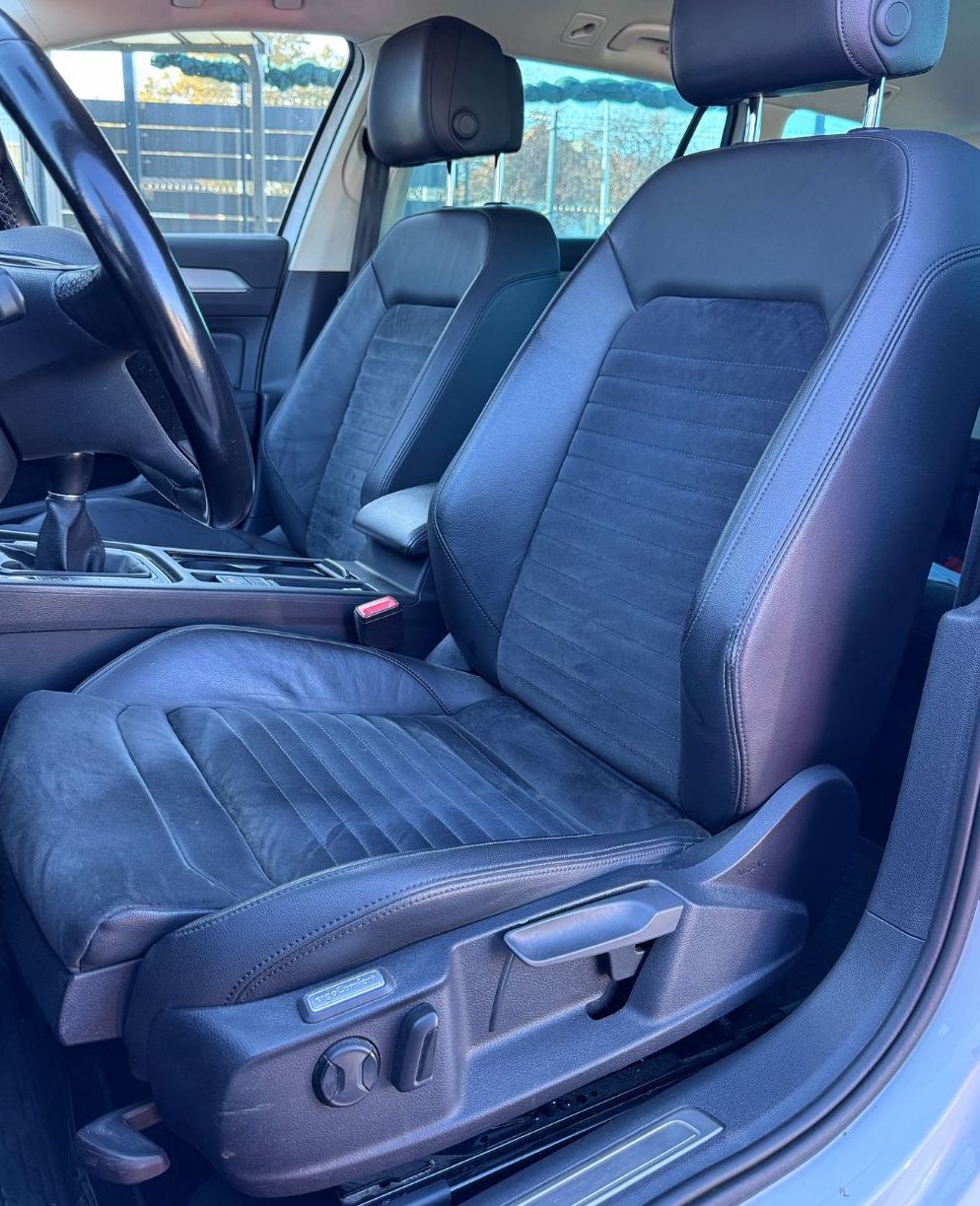 Zunanja slika - VW Passat - Variant 2.0TDI R line BT Navi Kljuka LED Alu Gretjesed x4 - 16