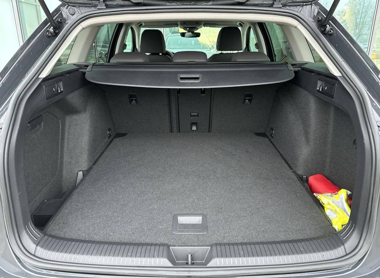 Zunanja slika - VW Golf - Variant 2.0 TDI Alltrack avt. 4MOTION MEN.O.L DSG + HALD - 11