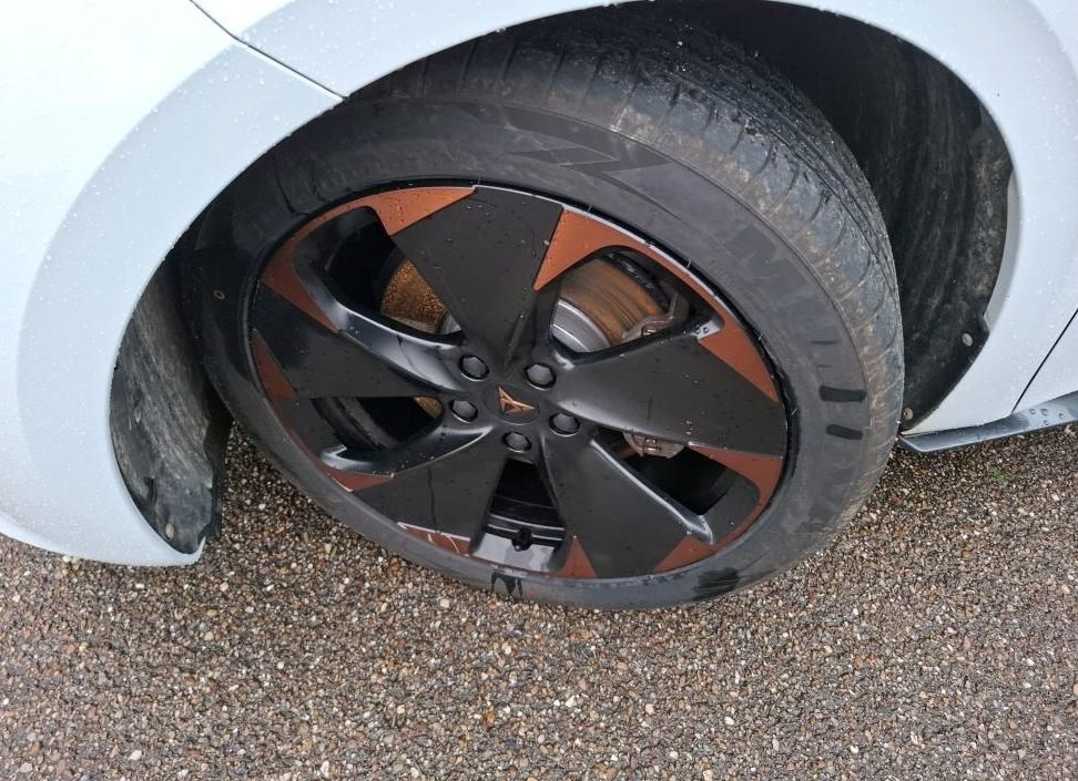 Zunanja slika - Cupra Born - 150kW.KAMERA.NAVI.LED.GRE.SEDEŽEV.BATERIJA 62 KW - 9