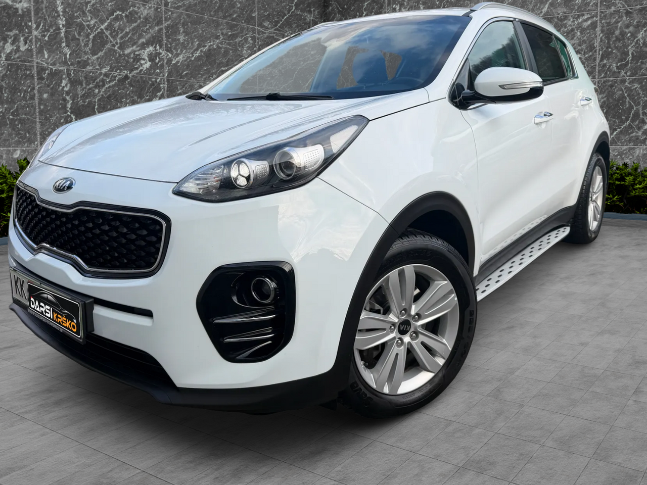 Zunanja slika - KIA Sportage - 1.7 CRDi 116HP SLOVENSKA NAVI KAMERA PDC ALU17 - 1