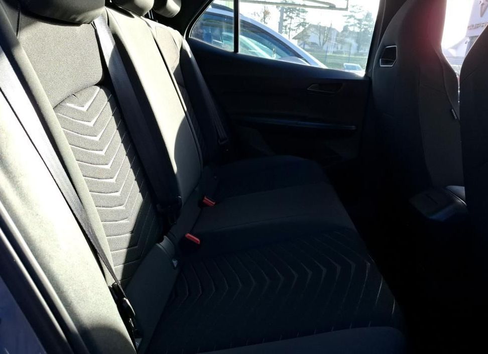 Zunanja slika - Cupra Born - 150kW.TOPLOTNA.KAMERA.NAVI.LED+4GUME. - 17