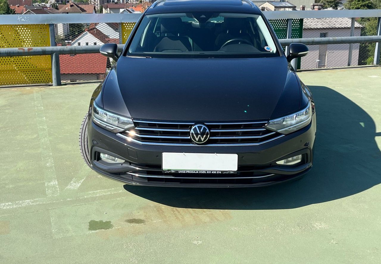 Zunanja slika - VW Passat - Variant 2.0 TDI BMT DSG. VZR KAM. PANO. ACC. 2X PDC. LED - 2