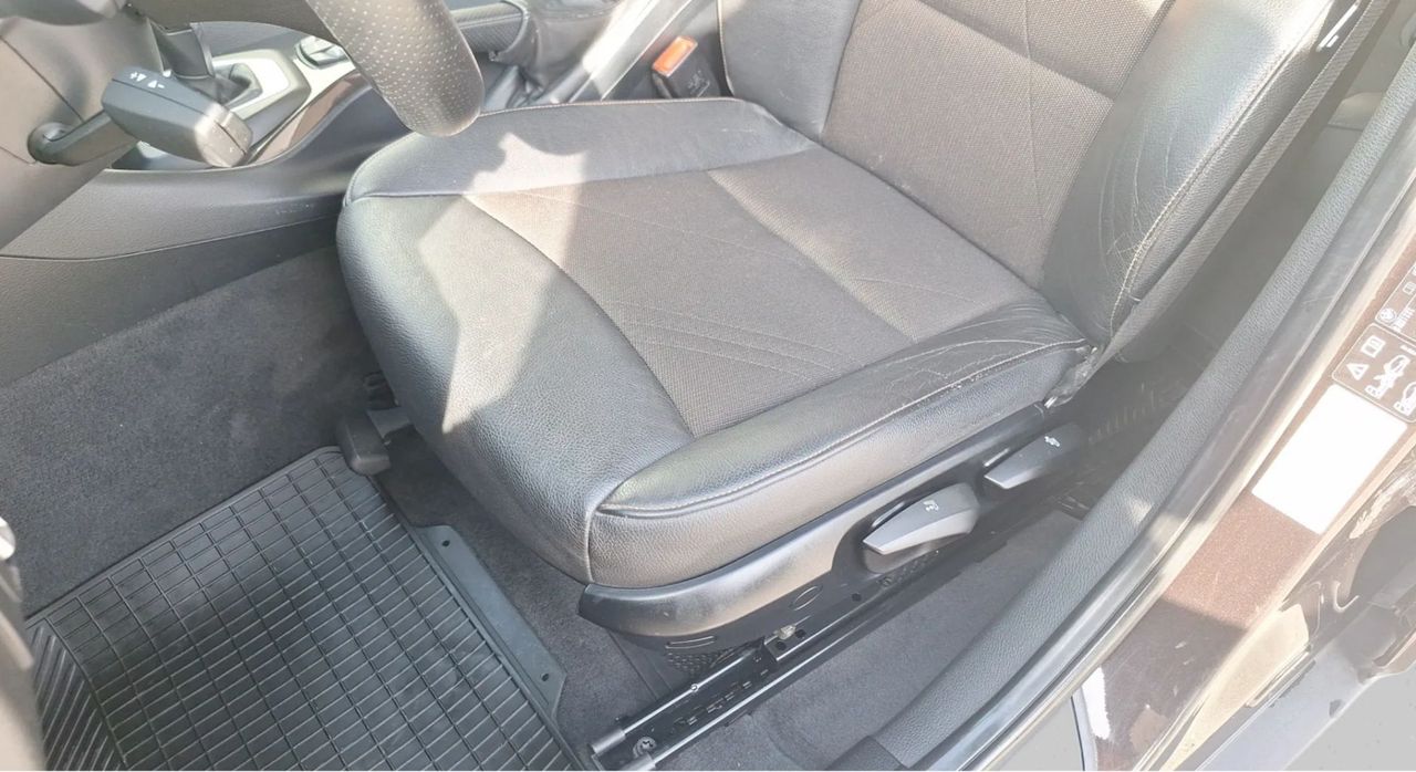 Zunanja slika - BMW X1 - serija :  xDrive18d xLine AUT. 1.lastnik SLO - 15