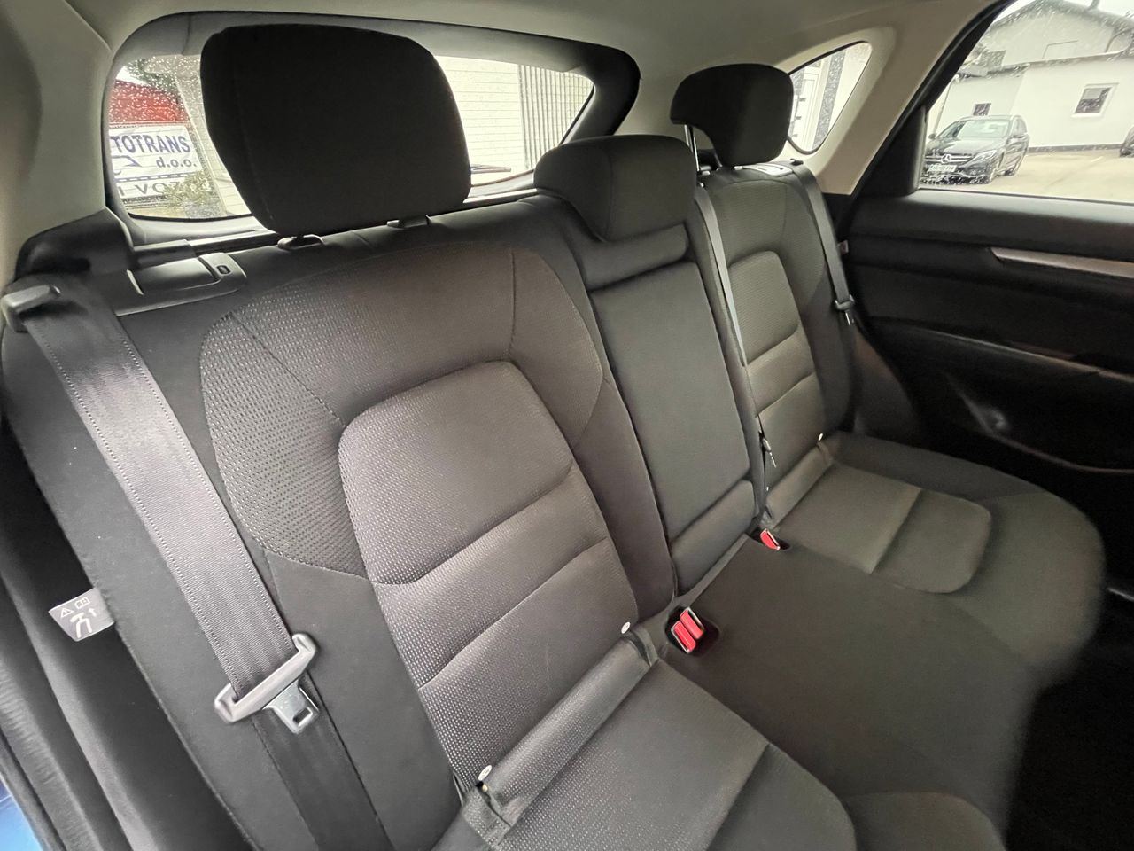 Notranja slika - Mazda CX-5 - CD150 Revolution Avt. - 12