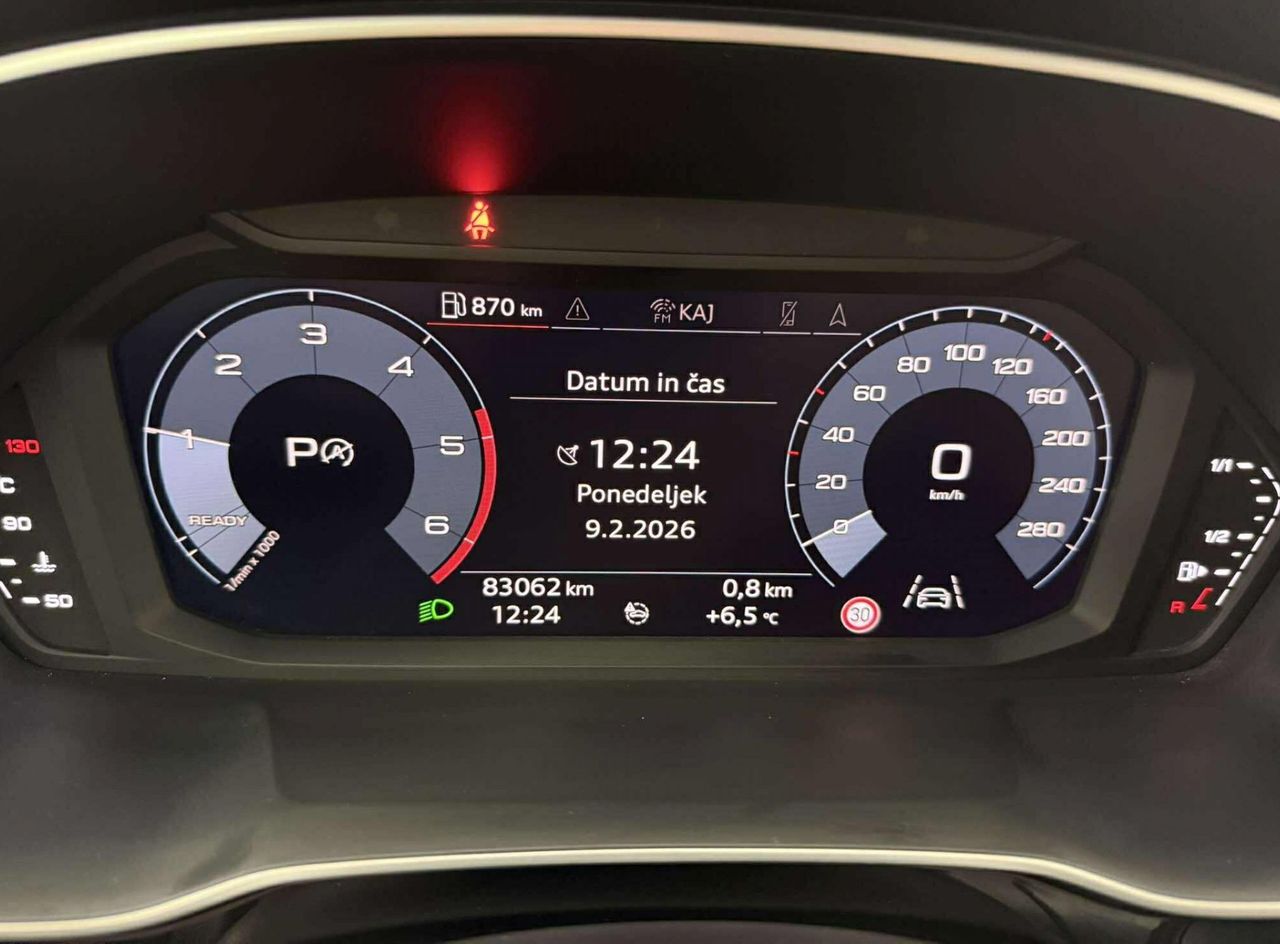 Notranja slika - Audi Q3 - 35 TDI S tronic.LED.ACC.KAMERA.USNJE.NAVI.DIZEL - 9