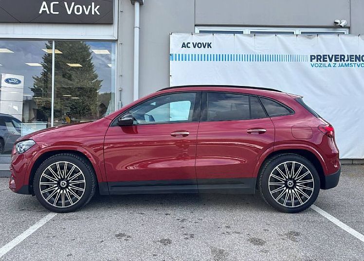 Zunanja slika - Mercedes-Benz GLA-Razred - GLA 200 AMG Line... - 2