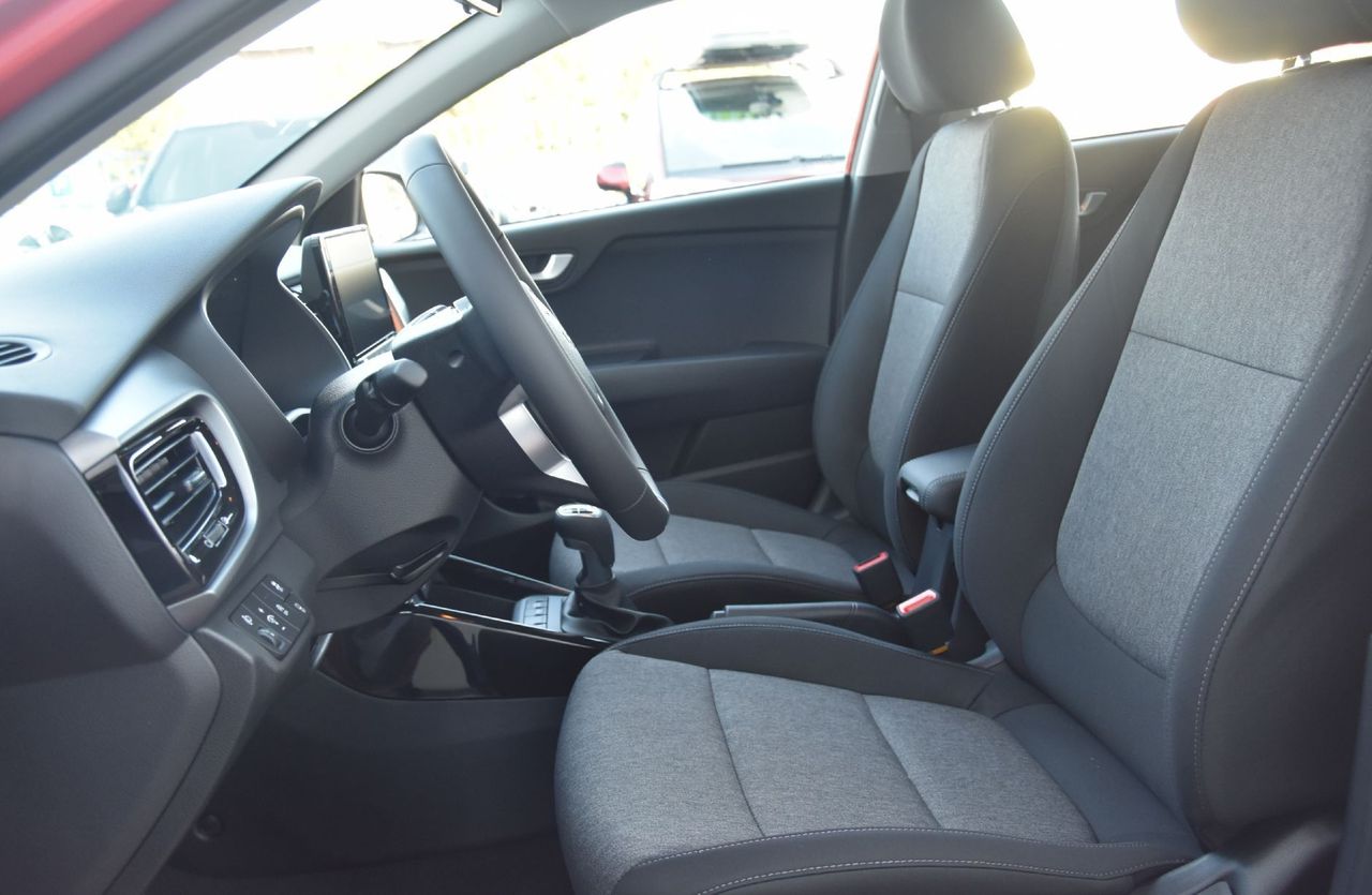 Zunanja slika - KIA Stonic - 1.2 DPI 58 kW  79 KM  LX Urban+ M T - 7