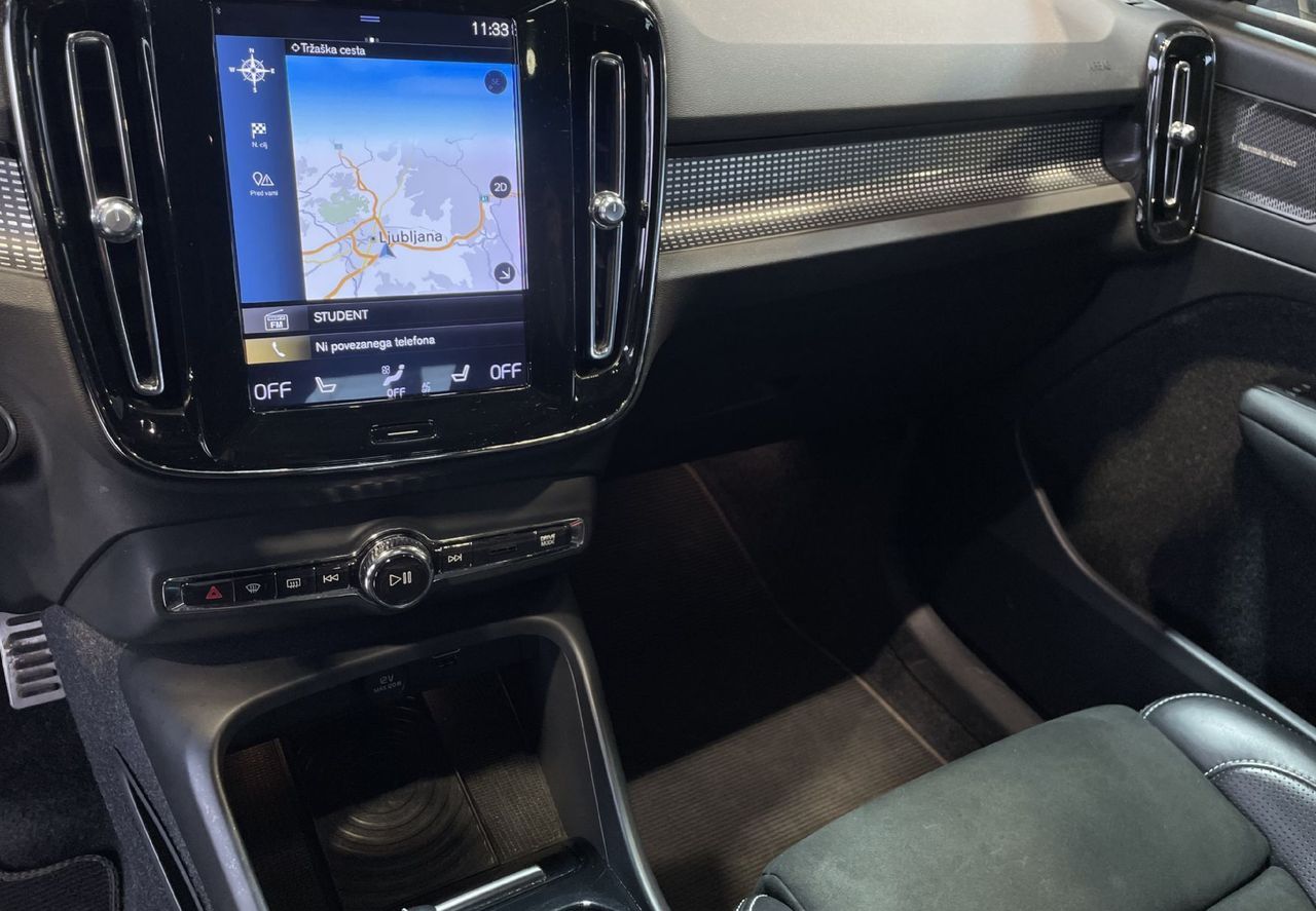 Zunanja slika - Volvo XC40 - D4-AWD-R-DESIGN-PANO-NAVI-ACC-MEMORY-HARMAN-360KAM - 12
