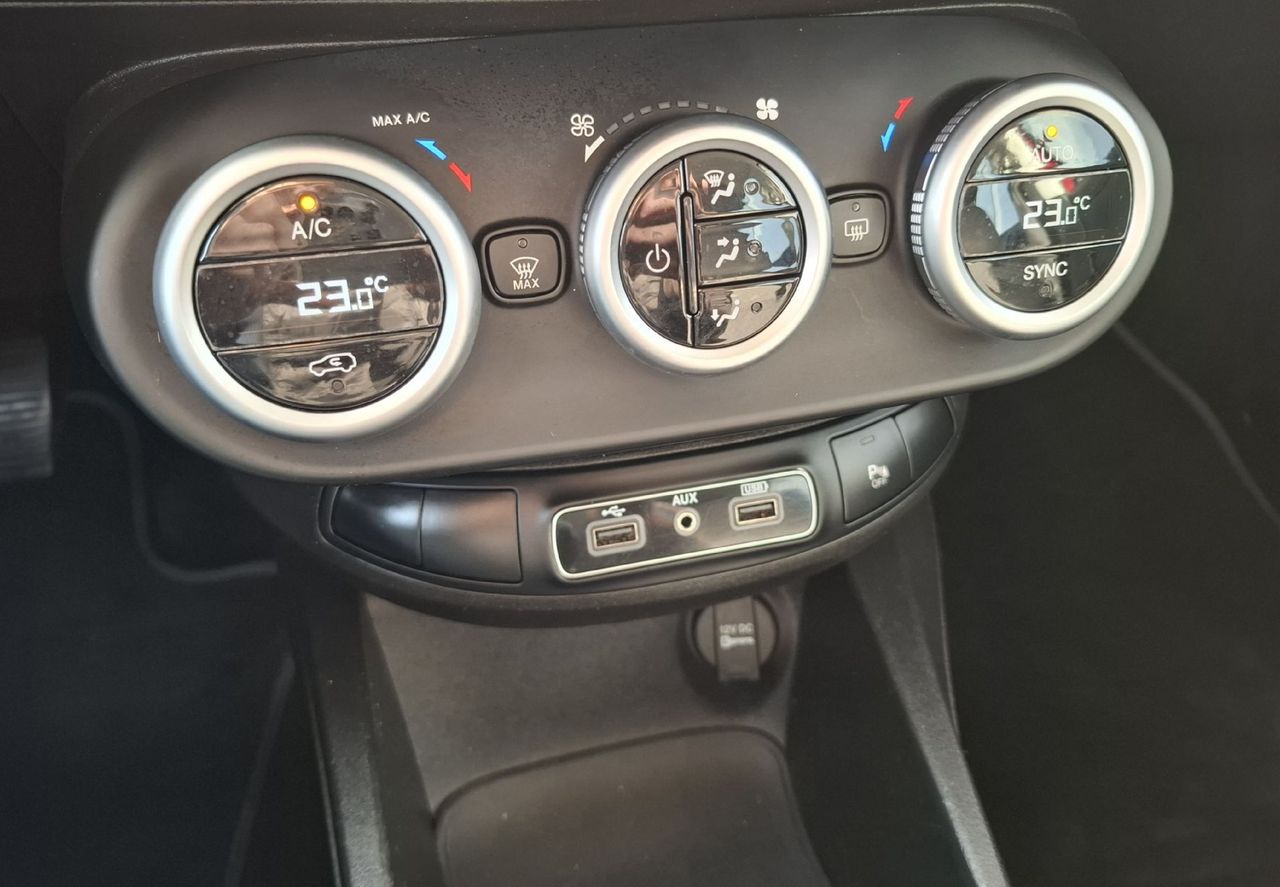 Zunanja slika - Fiat 500X - 1.0 City Cross 88kW - LEPO OHRANJEN - SERVISNA ZG. - 17