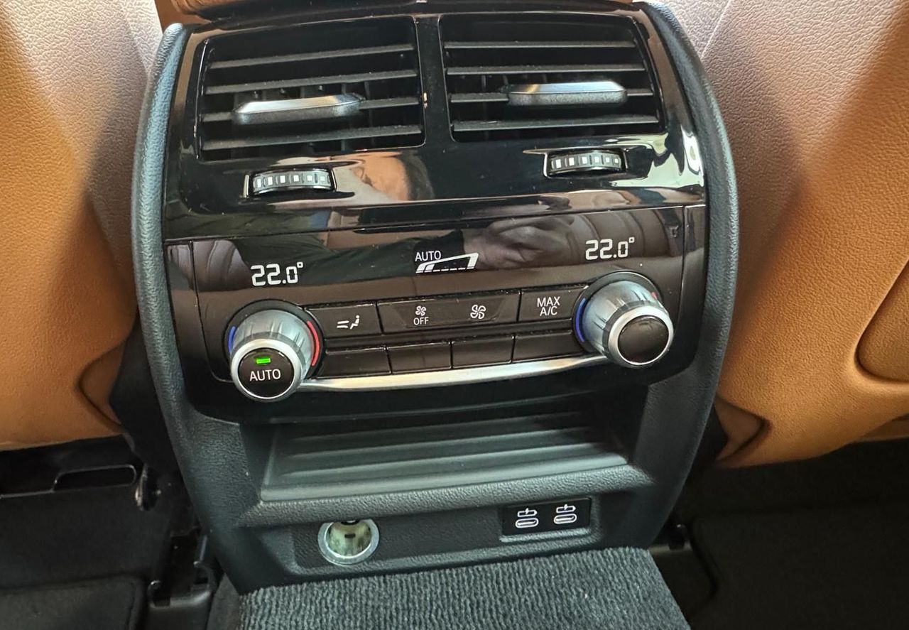 Zunanja slika - BMW Serija 5 - Touring: 540d-XDRIVE-NAVIGACIJA-RADAR-USNJE-VIRTUAL-LED- - 15