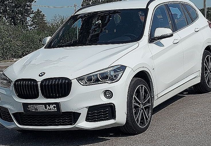 Zunanja slika - BMW X1 - serija :  xDrive20d AUT. M Sport  FULL LED HUD ACC ALU 19 - 1
