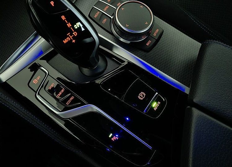 Zunanja slika - BMW Serija 5 - : LIMO-520d-190KM-M-PAKET-KAMERA-LED-COCKPIT-HARMAN- - 19