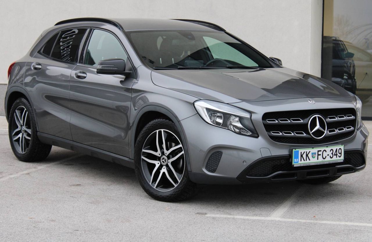 Zunanja slika - Mercedes-Benz GLA-Razred - 220 d 4MATIC NIGHT KAMERA PDC NAVI 18 ALU - 2