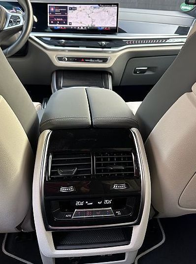 Zunanja slika - BMW X5 - serija : xDrive50e-MSPORT-INDIVIDUAL-ALCANTARA STROP-H K-22 - 9