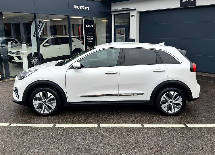 Zunanja slika - KIA Niro - EV 150 KW  204 KM  Motion 64kWh+1.LAST+SLO - 5