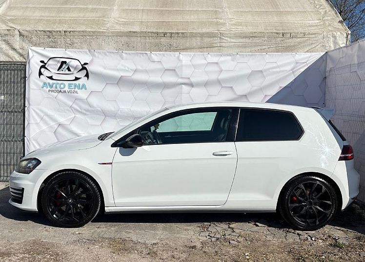 Zunanja slika - VW Golf - 2.0 GTI DSG - XENON - PDC - GRETJE - DYNAUDIO - 5